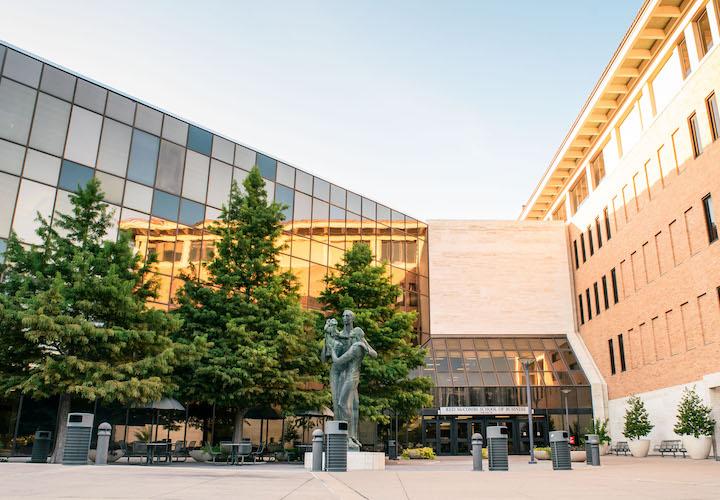 Red McCombs School of Business MSB